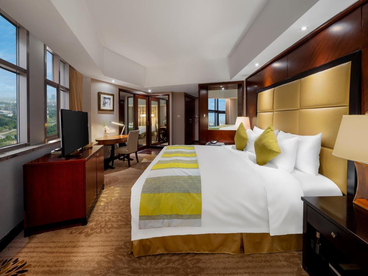 Songjiang New Century Grand Hotel Shanghai Exteriör bild